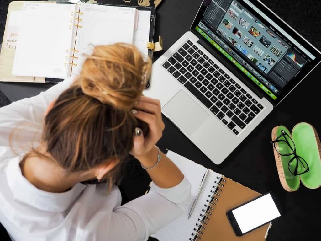 Cubos Web | agencia de branding | Conoce estos 3 errores comúnes al hacer branding de marca y evítalos con una agencia de branding | agencia de branding agencia de marketing digital